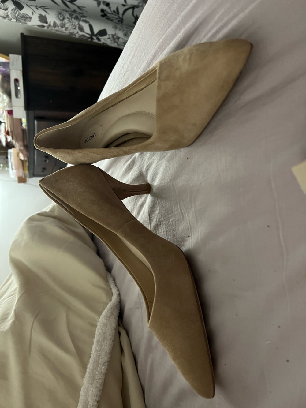Land’s End Classic Women's Suede Mid Heel Pumps in Tan